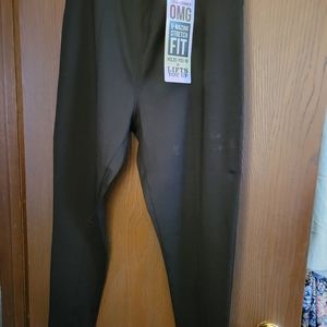 COCO + CARMEN OMG Dress Pants NWT
